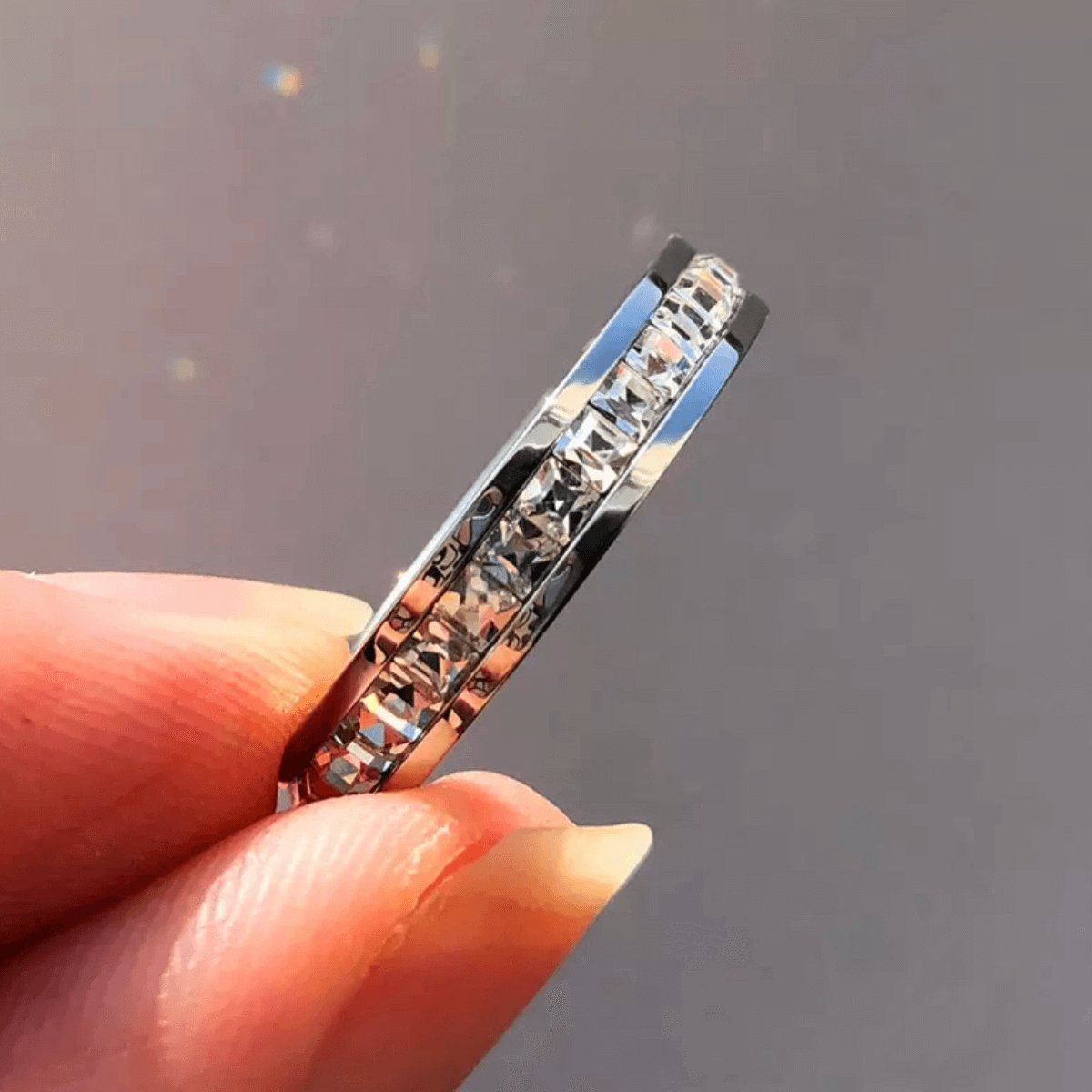 Brilliant 18k Gold Plated Ring - Silver
