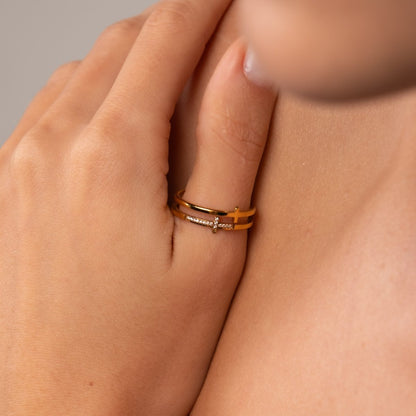 Cross Ring - 18k Gold Plated