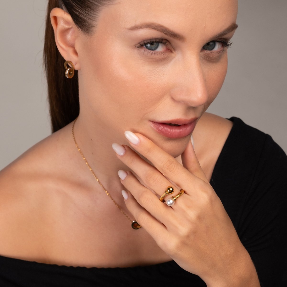 Elegance Pearl Ring - 18k Gold Plated
