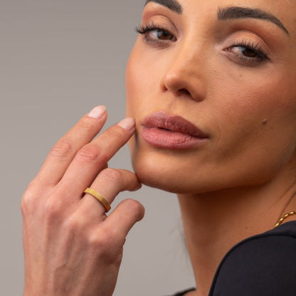 Motion Mesh Ring 18k Gold Plated