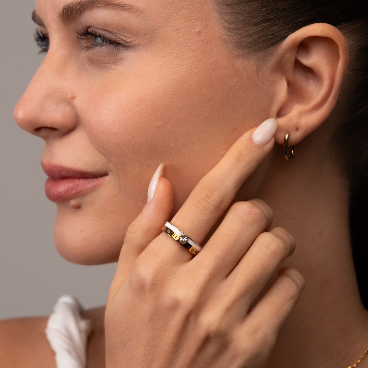 Queen Crystal Stone Ring 18k Gold Plated