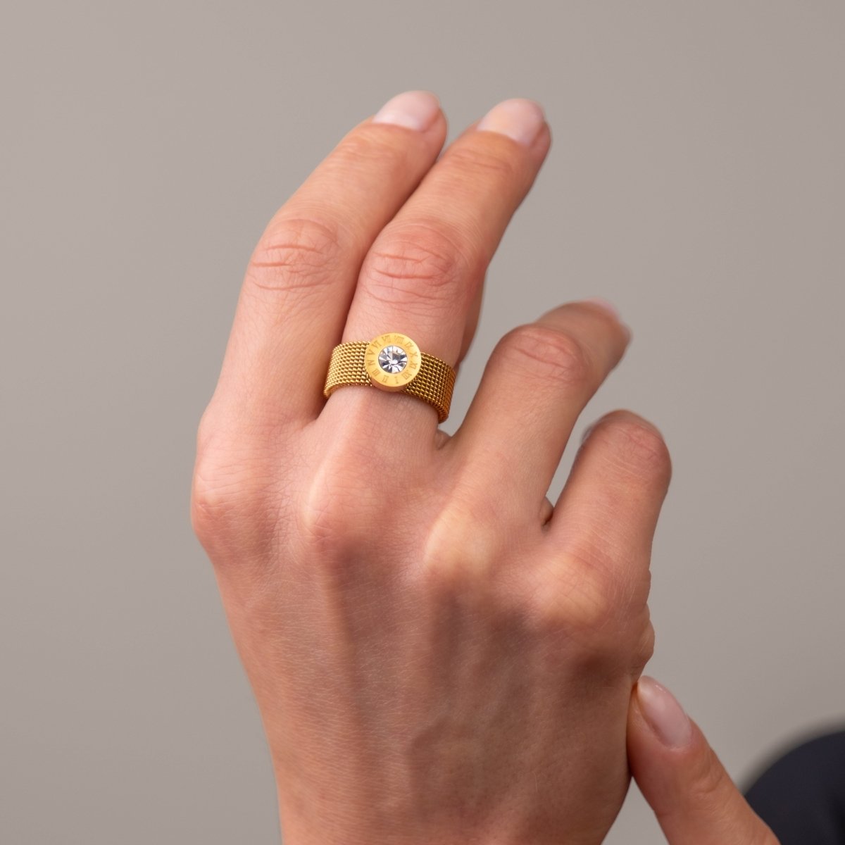 Roman Mesh 18k Gold Plated Ring