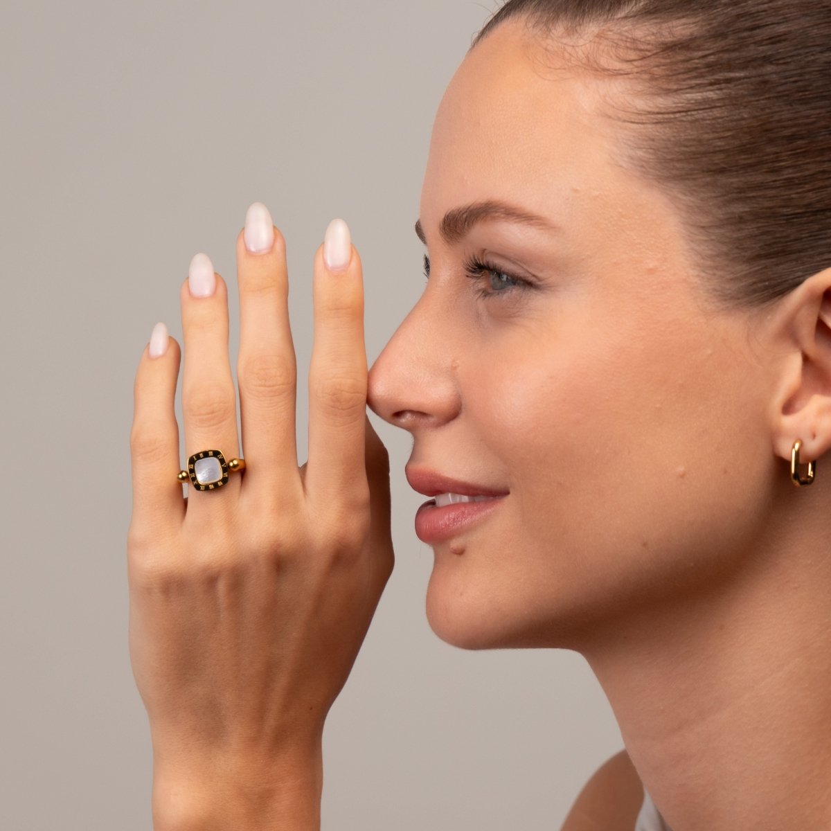 Square Charm Spinner Ring - 18k Gold Plated