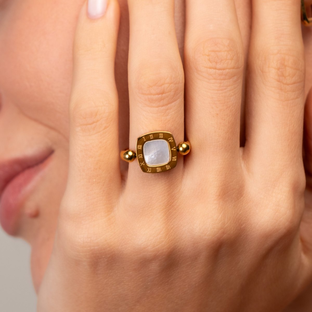 Square Charm Spinner Ring - 18k Gold Plated