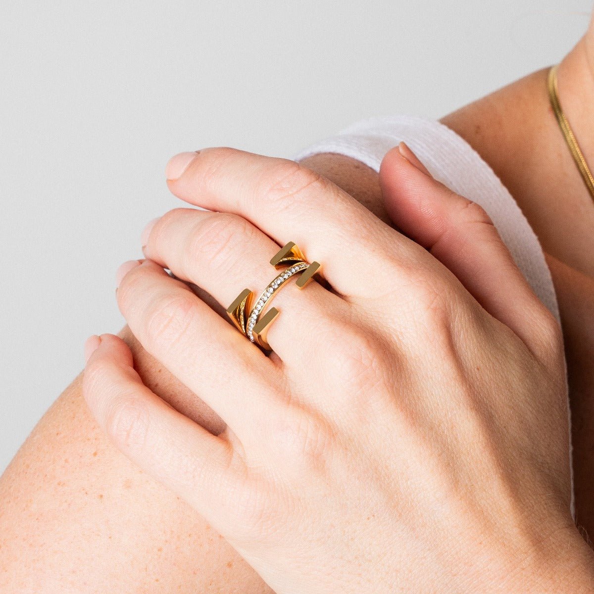 Truth Ring - 18k Gold Plated