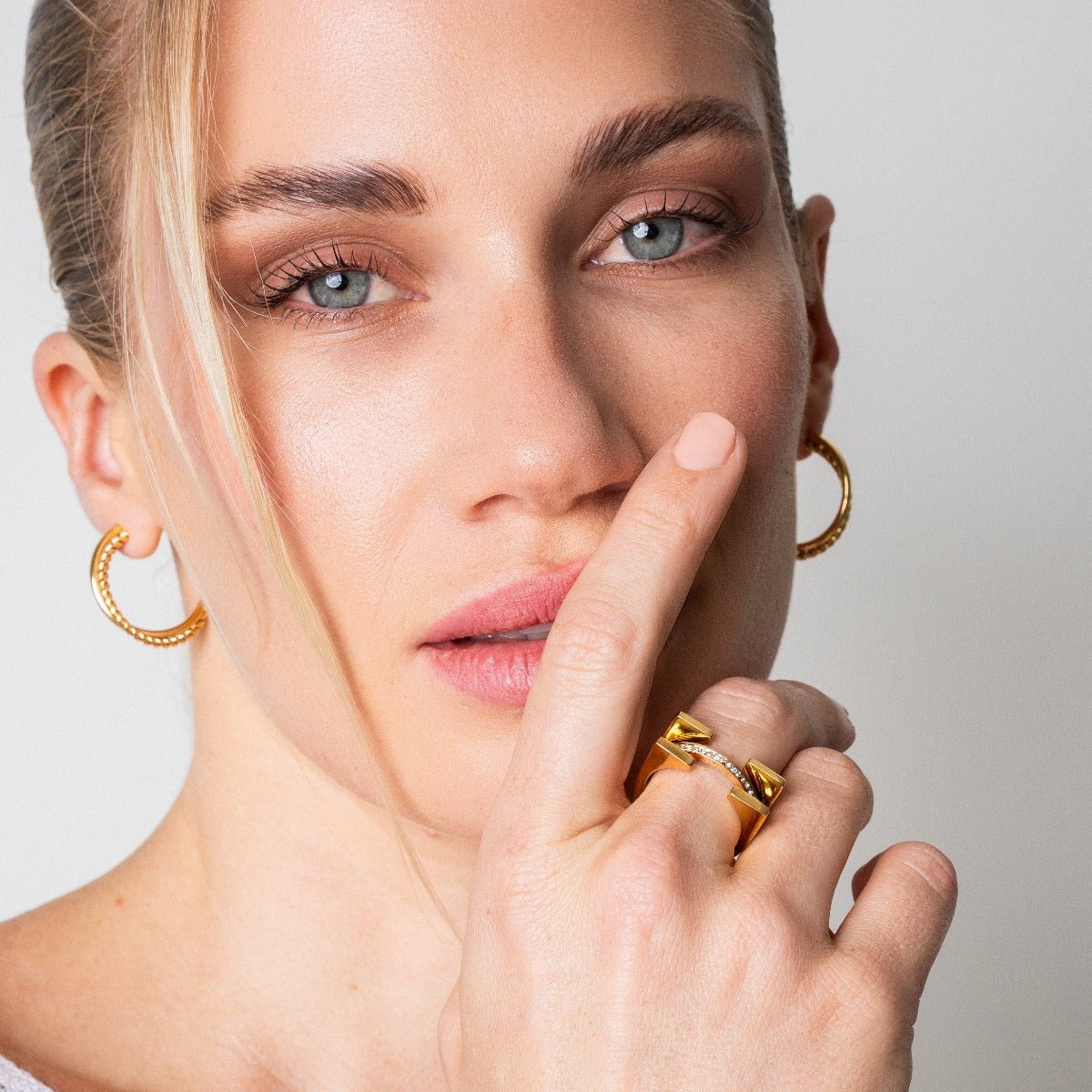 Truth Ring - 18k Gold Plated