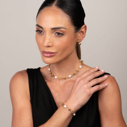 Knot Necklace 18k Gold Plated